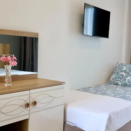 Adasu Hotel *