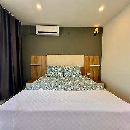 Hotel Adasu *